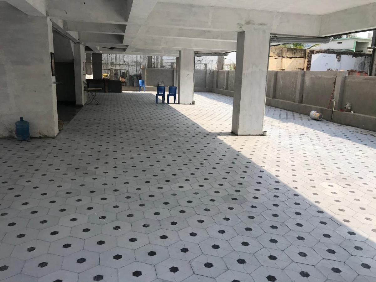 Sri Krishna Residency Hotel Eluru Buitenkant foto